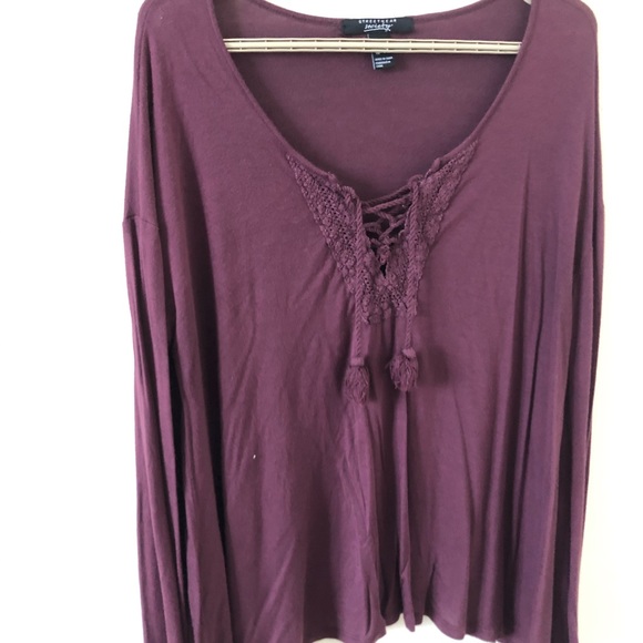 Burgundy long sleeved v-neck tee - Picture 1 of 4